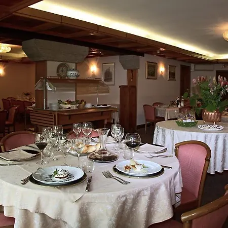 Ristorante Salon Hotel 3*